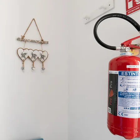 Dimore Lucalorenzo شقة *